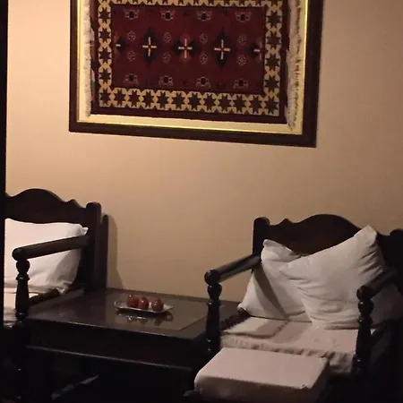 The Knight And The Pomegranate - Luxury Medieval Rhodes City