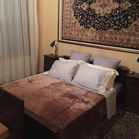 Willa The Knight And The Pomegranate - Luxury Medieval Rhodes City