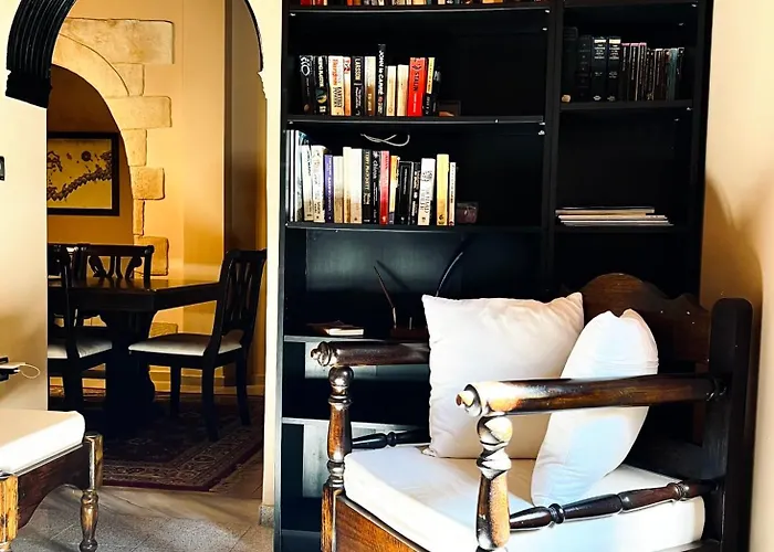 빌라 The Knight And The Pomegranate - Luxury Medieval Rhodes City