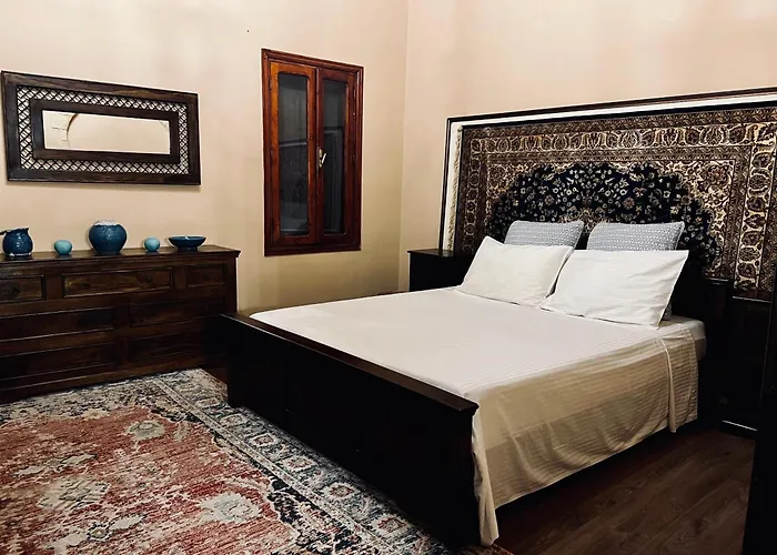 The Knight And The Pomegranate - Luxury Medieval * Rhodes City