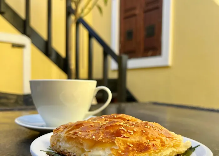 The Knight And The Pomegranate - Luxury Medieval